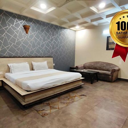 Hotel Blue Bell - Karol Bagh New Delhi Exterior foto